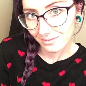 Meet your Posher, Hayley